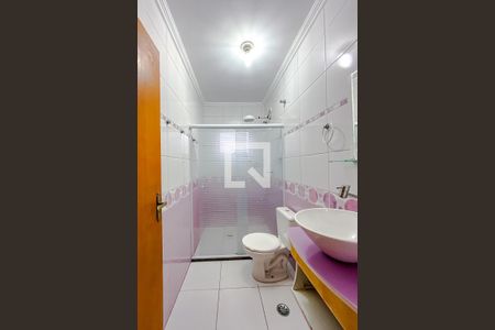 Casa à venda com 255m², 4 quartos e 6 vagasBanheiro da Suíte