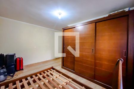 Casa à venda com 255m², 4 quartos e 6 vagasQuarto 3 - Suíte
