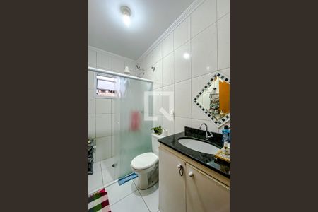 Casa à venda com 255m², 4 quartos e 6 vagasBanheiro da Suíte