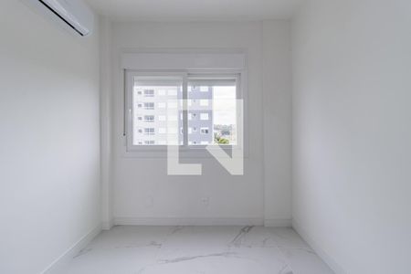 Dormitório 2 de apartamento para alugar com 3 quartos, 70m² em Jardim do Salso, Porto Alegre