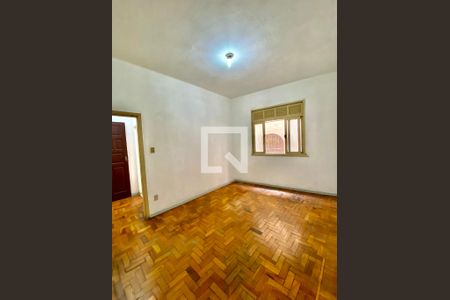 Sala de apartamento para alugar com 1 quarto, 50m² em Del Castilho, Rio de Janeiro