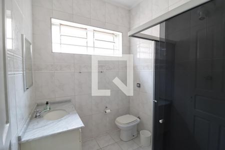 Casa à venda com 177m², 3 quartos e 1 vagaBanheiro