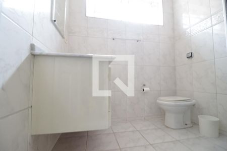 Casa à venda com 177m², 3 quartos e 1 vagaBanheiro