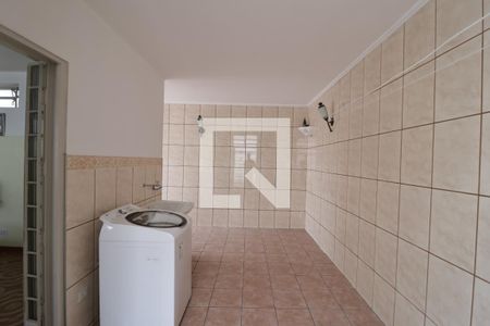 Casa à venda com 177m², 3 quartos e 1 vagaLavanderia