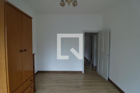 Sala de casa à venda com 3 quartos, 177m² em São Domingos, São Paulo