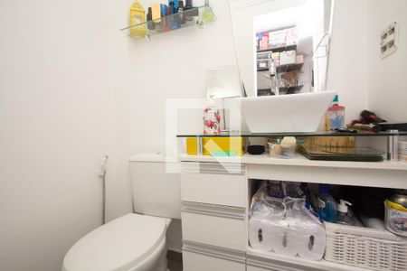Apartamento à venda com 65m², 2 quartos e 1 vagaSuíte banheiro