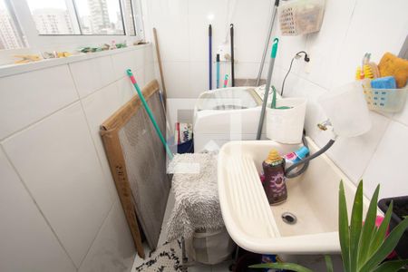 Apartamento à venda com 65m², 2 quartos e 1 vagaÁrea de Serviço