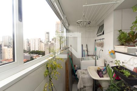 Apartamento à venda com 65m², 2 quartos e 1 vagaÁrea de Serviço