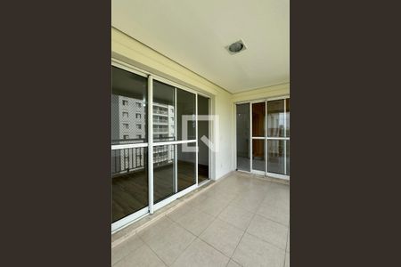 Varanda de apartamento para alugar com 3 quartos, 130m² em Tamboré, Santana de Parnaíba
