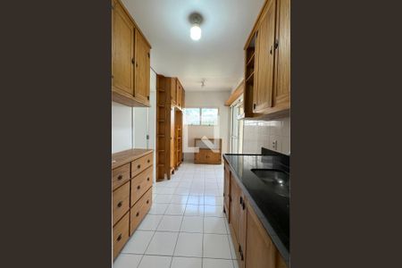 Apartamento para alugar com 130m², 3 quartos e 2 vagasCozinha