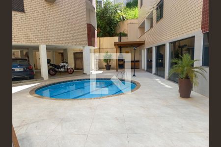 Apartamento à venda com 251m², 5 quartos e 2 vagasÁrea externa 
