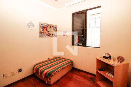 Apartamento à venda com 251m², 5 quartos e 2 vagasQuarto 