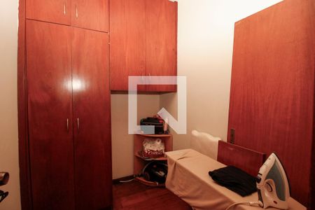 Apartamento à venda com 251m², 5 quartos e 2 vagasDetalhe da área de serviço