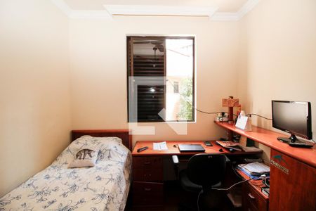 Apartamento à venda com 251m², 5 quartos e 2 vagasQuarto 