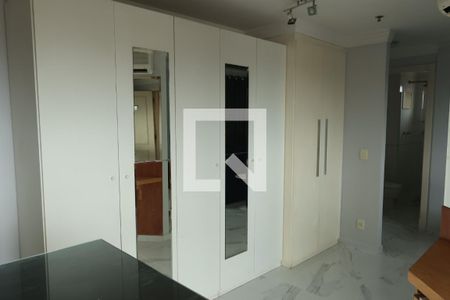 Apartamento para alugar com 50m², 1 quarto e 1 vagaQuarto - Armários