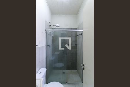 Banheiro de kitnet/studio para alugar com 1 quarto, 17m² em Mooca, São Paulo