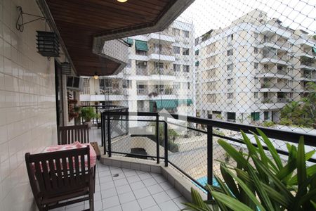 Apartamento à venda com 104m², 3 quartos e 3 vagasVaranda da Sala