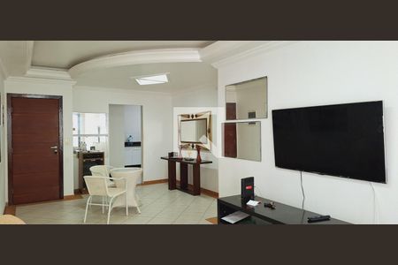 Sala de apartamento para alugar com 3 quartos, 110m² em Vila Tupi, Praia Grande