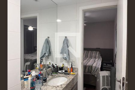 Apartamento à venda com 65m², 2 quartos e 2 vagasBanheiro - Suíte