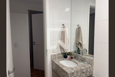 Apartamento à venda com 65m², 2 quartos e 2 vagasBanheiro 01