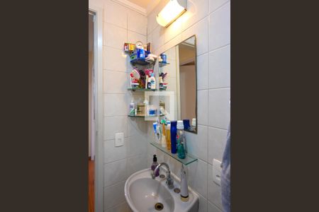 Apartamento à venda com 75m², 3 quartos e 1 vaga Apartamento à venda com 75m², 3 quartos e 1 vagaBanheiro