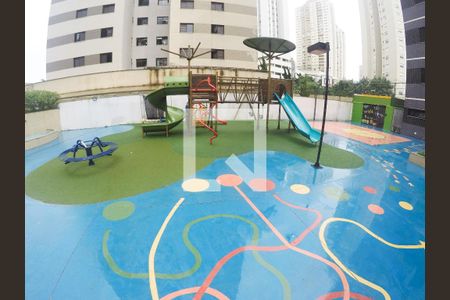Apartamento à venda com 87m², 3 quartos e 2 vagasÁrea comum - Playground