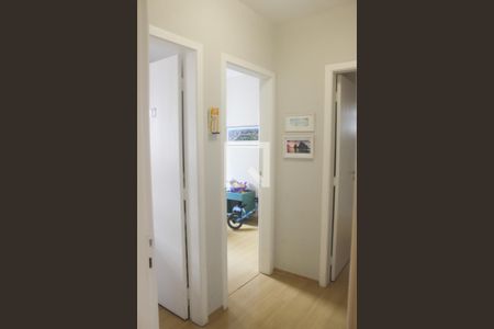 Apartamento à venda com 87m², 3 quartos e 2 vagasCorredor