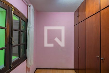 Casa à venda com 210m², 4 quartos e 2 vagasQuarto 1