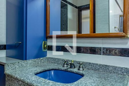 Casa à venda com 210m², 4 quartos e 2 vagasSuíte