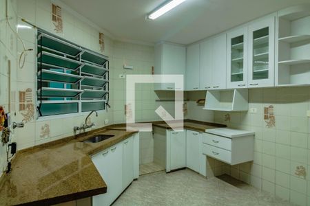 Casa à venda com 210m², 4 quartos e 2 vagasCozinha