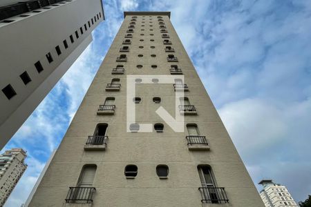 Apartamento para alugar com 45m², 1 quarto e 1 vagaFachada