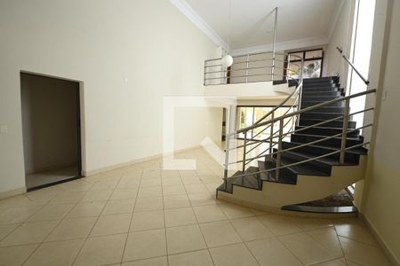 Sala de casa para alugar com 5 quartos, 600m² em Setor Bueno, Goiânia
