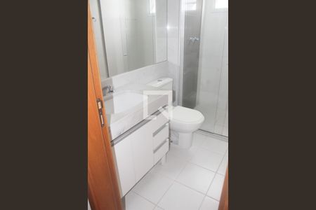 Banheiro da Suíte de apartamento para alugar com 3 quartos, 103m² em Vale do Sereno, Nova Lima