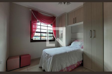 Quarto de casa à venda com 3 quartos, 247m² em Jardim Las Vegas, Santo André