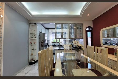 Casa à venda com 247m², 3 quartos e 5 vagasCozinha