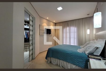Casa à venda com 247m², 3 quartos e 5 vagasSuíte