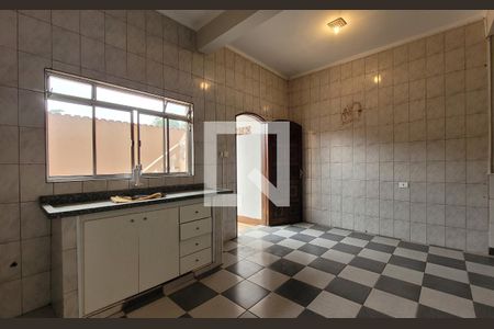 Casa à venda com 247m², 3 quartos e 5 vagasCasa 2