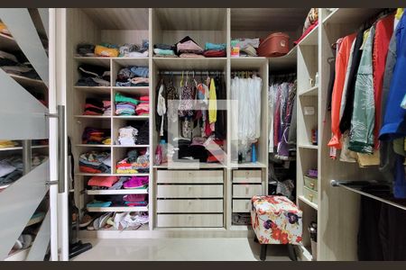Casa à venda com 247m², 3 quartos e 5 vagasCloset