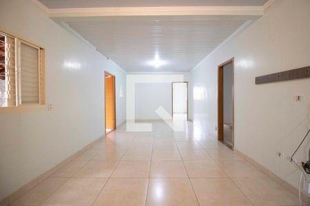 SalaSala de casa para alugar com 4 quartos, 190m² em Setor Urias Magalhães, Goiânia
