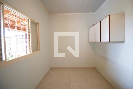 Quarto 1 de casa para alugar com 4 quartos, 190m² em Setor Urias Magalhães, Goiânia