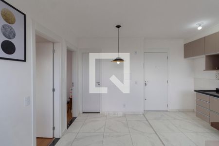 Sala e Cozinha Integrada de apartamento para alugar com 2 quartos, 38m² em Vila Nhocune, São Paulo