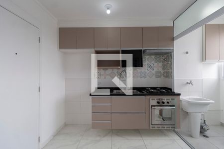 Sala e Cozinha Integrada de apartamento para alugar com 2 quartos, 38m² em Vila Nhocune, São Paulo