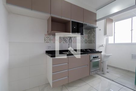 Sala e Cozinha Integrada de apartamento para alugar com 2 quartos, 38m² em Vila Nhocune, São Paulo