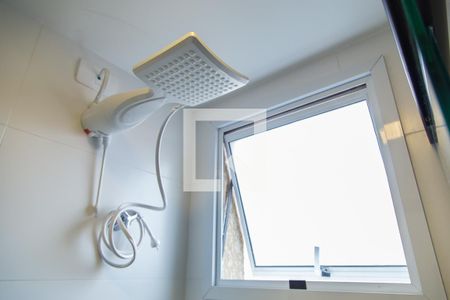 Apartamento para alugar com 38m², 2 quartos e sem vagaBanheiro - Chuveiro