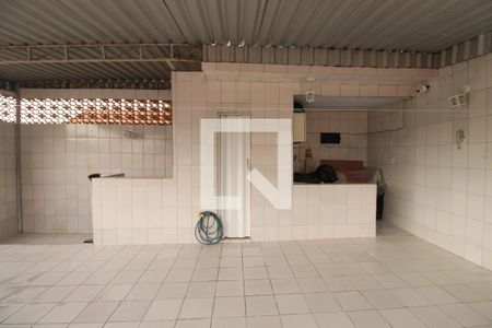 Casa para alugar com 46m², 2 quartos e sem vagaBanheiro e cozinha do terraço