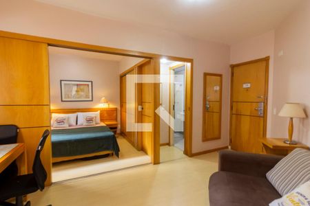 Sala de kitnet/studio para alugar com 1 quarto, 45m² em Jardim Paulista, São Paulo