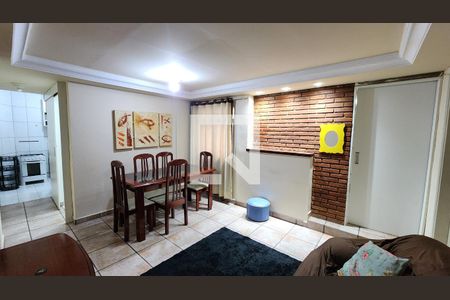 Sala de apartamento para alugar com 2 quartos, 60m² em Pompéia, Santos