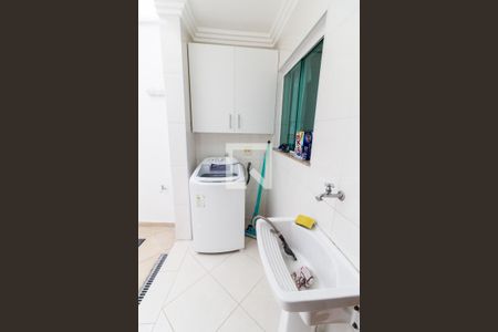 Casa à venda com 86m², 2 quartos e 2 vagasArea de serviço