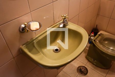 Casa à venda com 308m², 3 quartos e 4 vagas Casa à venda com 308m², 3 quartos e 4 vagasLavabo