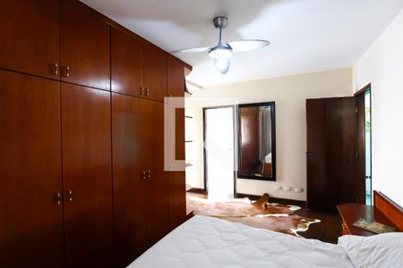 Casa à venda com 308m², 3 quartos e 4 vagas Casa à venda com 308m², 3 quartos e 4 vagassuíte 3